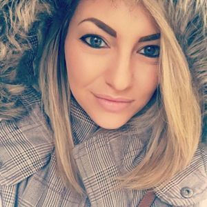 Meet your Posher, Laurel